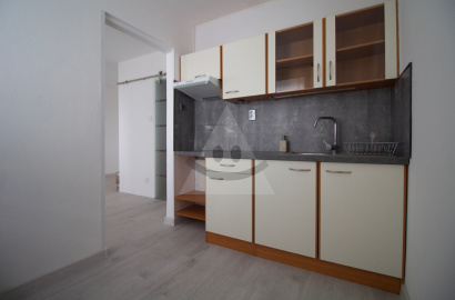 1-izbový byt na predaj, Sládkovičova (časť Radvaň), Radvaň, Banská Bystrica 1-izbový byt na predaj, Sládkovičova (časť Radvaň), Radvaň, Banská Bystrica